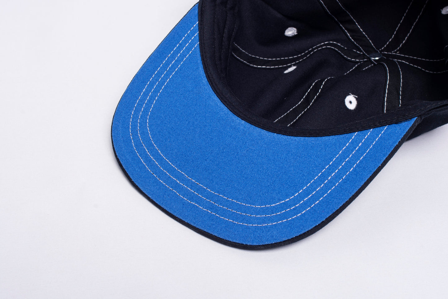 6 Panel Low Contrast - Black